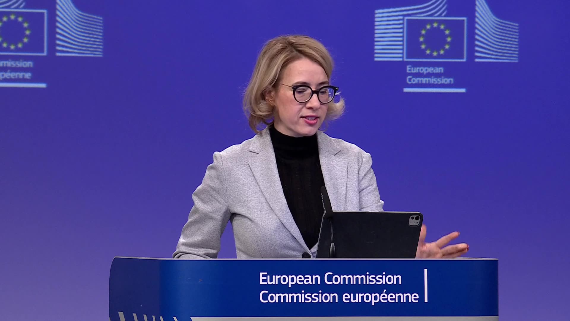 EU Midday Briefing: Russia Tests Nukes, Poland Gets €6.2B, Espionage Q&A | Europe Politics| AT World