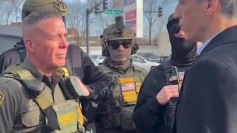 Video Shows Confrontation Between Radical Democrat Mayor and Border Patrol Chief