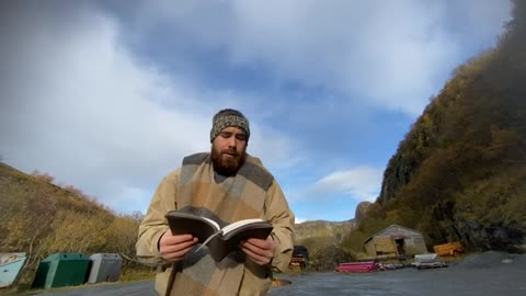 Nahum chapter 1 (NLT)