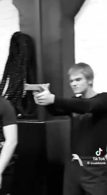 Zelenskyyjugend Ready for the Frontline — It’s Great and Full of Prospects! 😂