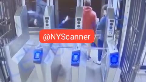 Another Horrific NYC Subway Crime: Maniac Shoves Man Onto Subway Tracks