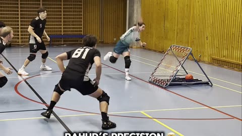 That guy’s a SNIPER 🎯