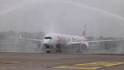 On October 9, 2025, the airline Swiss received its first Airbus A350-900