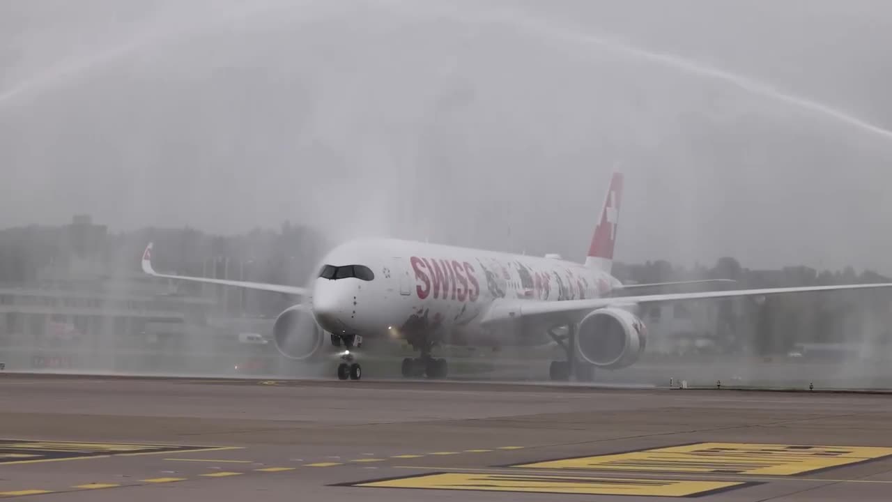On October 9, 2025, the airline Swiss received its first Airbus A350-900