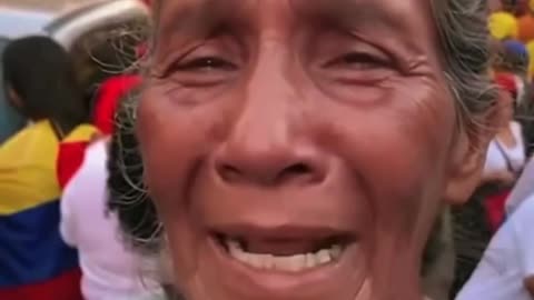 Venezuelans are crying on their knees thanking Trump
