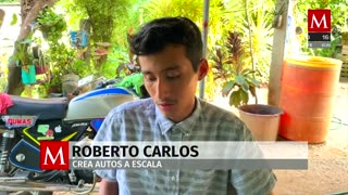 En Veracruz, Roberto Carlos empezó su negocio de autobuses en escala para los coleccionistas