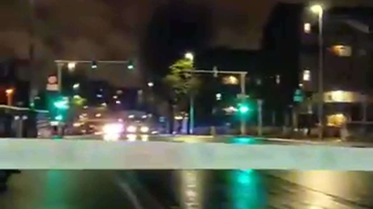 Dublin North inner city has been closed due to a suspect device that gardai confirmed