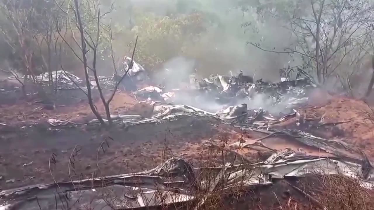 Tourist plane crash in Kenya kills 11 people