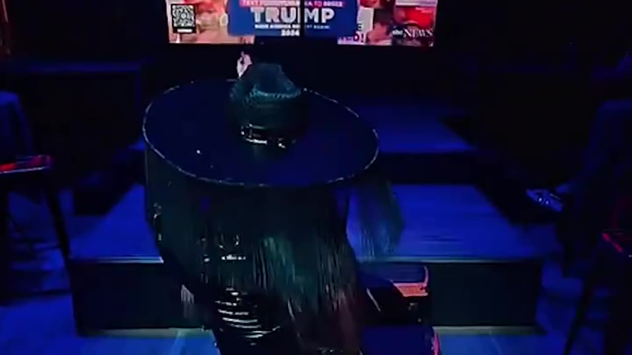 New Orleans drag queen will be talking to Secret Service soon.