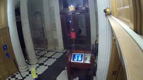 0216USCS02UpperSenateDoorInterior_2021-01-06_06h40min01s677ms.mp4
