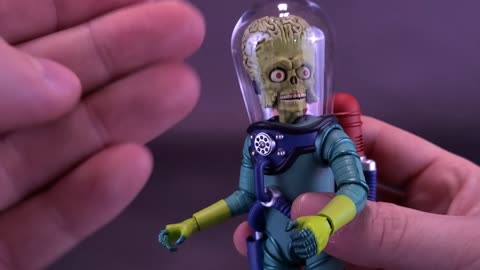 Super7 Mars Attacks! Ultimates Martian (Invasion Begins) Action Figure Review