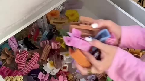 wash my hair clips with me ##cleaninghacks #cleaning #hairstyle #asmrsounds #viral #shorts