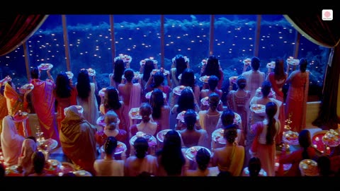 Bole Chudiyan - 8K/4K Music Video | Kareena K, Hrithik R, Shahrukh Khan, Kajol | K3G | Jatin - Lalit