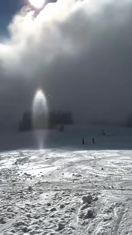 Snow Sky Prism effect while Skiing