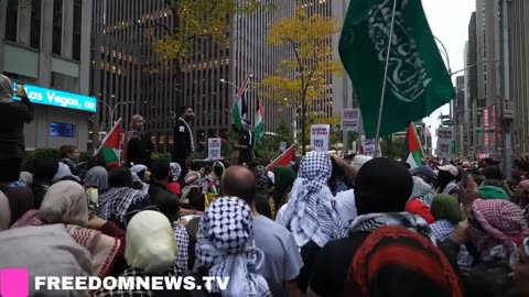 "We did not act enough!" Pro-Palestine protesters speak Fox News HQ in NYC