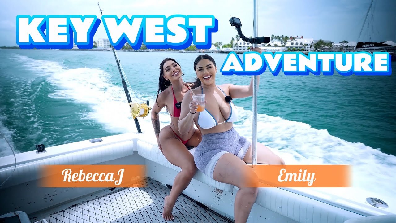 Curvy Plus Size Model Key West Adventure w Rebeccaj & Emjay!