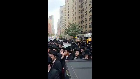 🚨✡️ Thousands of ultra-Orthodox Jews flood NYC to protest
