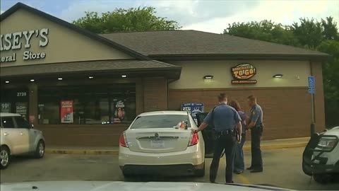 Cops Aim Guns at Mom and 6 Year - The Civil Rights Lawyer