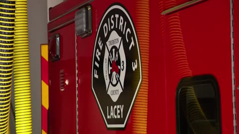 Firefighters use tools, DIY clip to help rescue cat