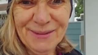 #𝗛𝗮𝗽𝗽𝘆𝗥𝘂𝗻𝗻𝗲𝗿𝗖𝗵𝗮𝘁𝘀 🏃‍♀️𝗢𝘃𝗲𝗿𝘄𝗵𝗲𝗹𝗺𝗲𝗱 𝘄𝗶𝘁𝗵 𝗛𝗼𝗹𝗶𝗱𝗮𝘆 𝗔𝗱𝘀? 🤯 𝙊𝙣𝙚 𝙨𝙞𝙢𝙥𝙡𝙚...