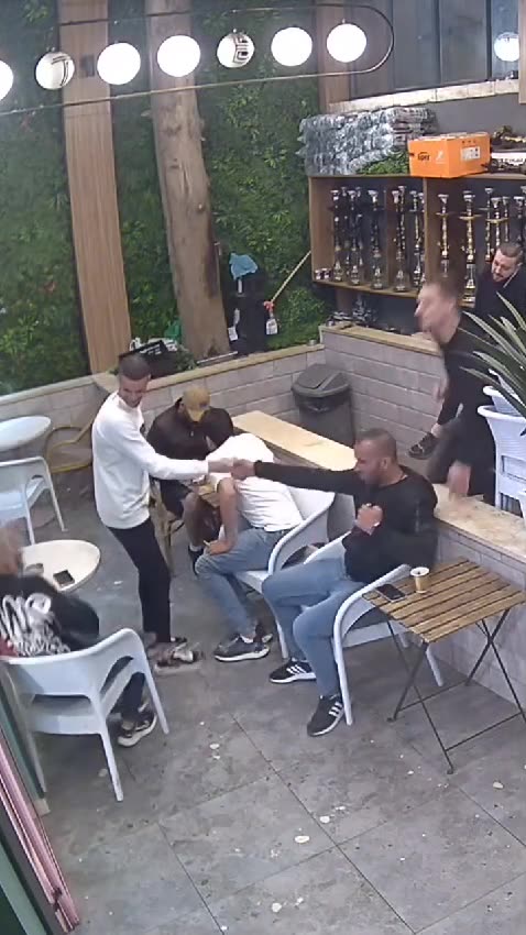 Don't Trust Your Friend 🤣😂