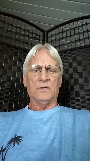 Do u still believe trump is on r side?