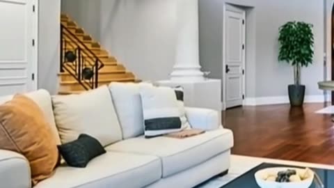 Autumn elegance is calling… 🍁