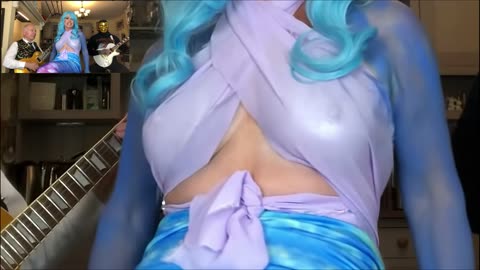 2025 remaster - 20210502 Toyah and Robert's Sunday Lunch - Barracuda [Aej8AbSE0RI]