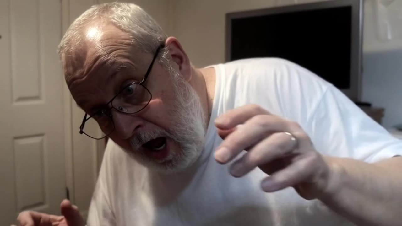 iPhone flies to my Face