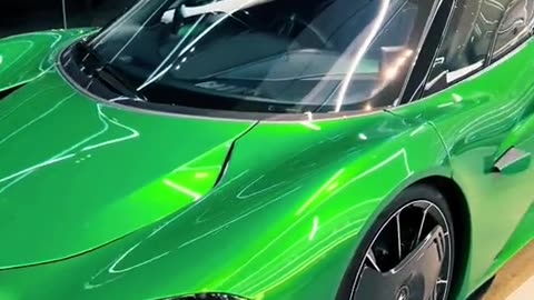 🤯💨 This Ferrari is a BEAST on the Dubai Streets! | LuxurySportsCars