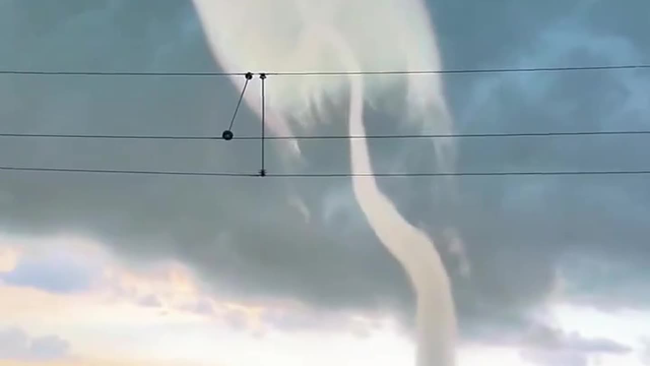 🤯✨ Watch a Tornado Morph and Dance with the Wind! | FeedMyCuriosity