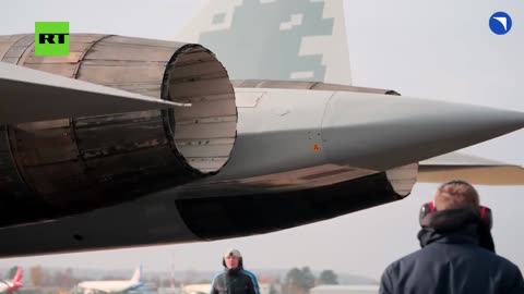 ✈️🔥 Ukraine Russia War | Russia’s SU-57 Jet Performs Stunning Gravity-Defying Maneuvers | RCF