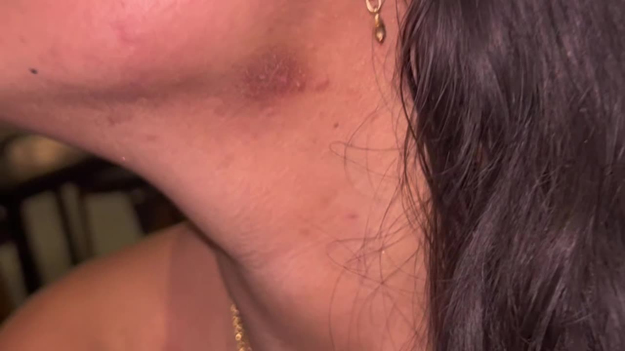 Violinists All Share Matching Mark