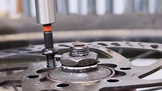 My bicycle brake disc is very worn. How do I replace a bicycle brake disc?