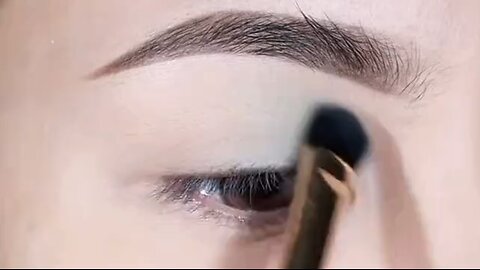 how to apply perfect eye makeup