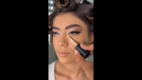 how to apply perfect eye makeup