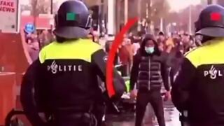 Dutch police have had enough in the Netherlands. They ain’t taking anymore.