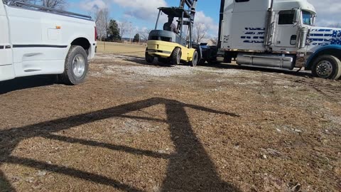 FORKLIFT VERSUS FREIGHTLINER