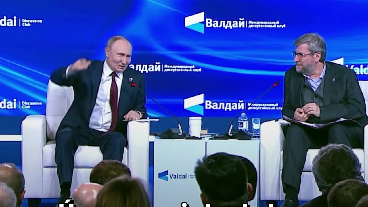 Putin parodia a Macron