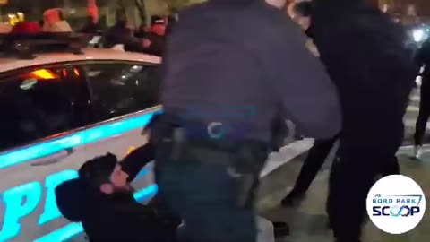 BREAKING: Hamas supporters are attacking Jews in Boro Park, Brooklyn, New