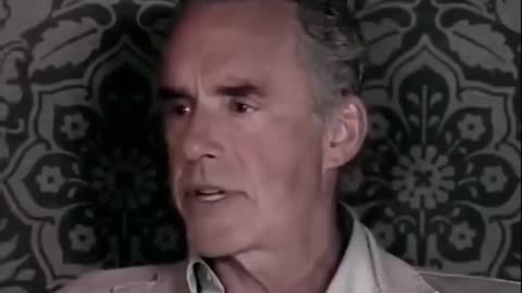 Jordan Peterson explains why lesbian relationships have such short durations.