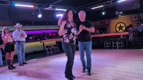 Progressive Double Two Step @ Electric Cowboy with Dan Truex & Jennifer Davis 20251017 202849979