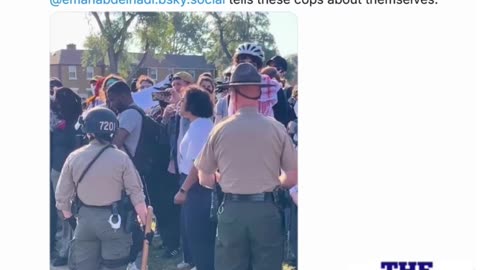 U. Chicago professor yells 'Shame!' at police outside ICE facility