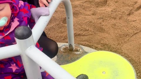 Kayla & Kiara Ride the Roundabout Together — Playground Fun 🎠💫