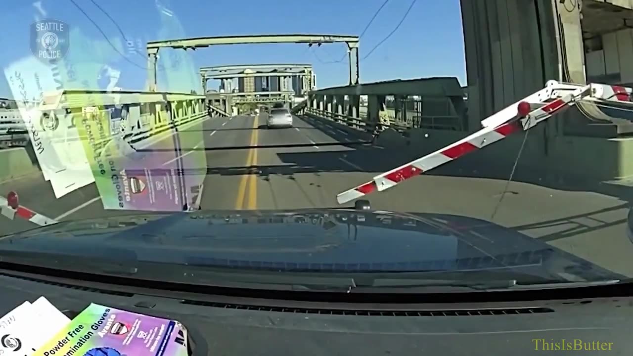 🤯🚗 Wait For The Flying Cars! Jumping or Crashing? | FunFM