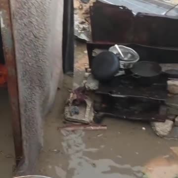 Gaza, heavy rains once again flood the tents of displaced families