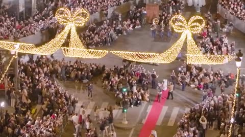 New orchestral version of Carol of the Bells by @itsjuliencohen