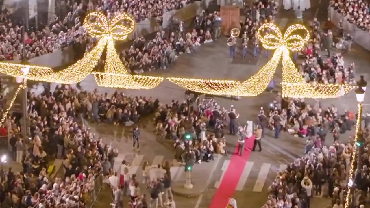 New orchestral version of Carol of the Bells by @itsjuliencohen