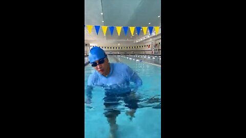 Man thinks he is a fish (funny)