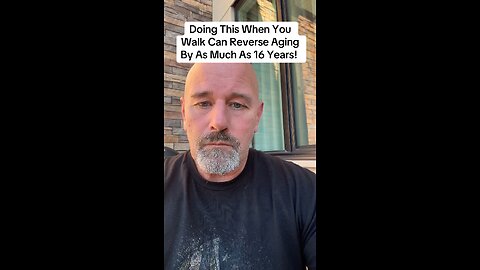 Doing This When You Walk Can Reverse Aging By As Much As 16 Years